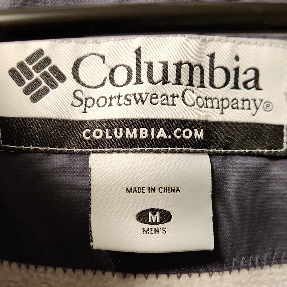 Men's Winter Jacket (M) - Picture 3 of 12